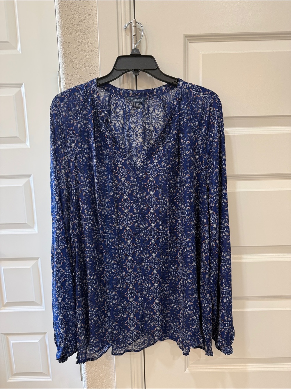 Lucky Brand Navy Blue Floral Print V-Neck Blouse